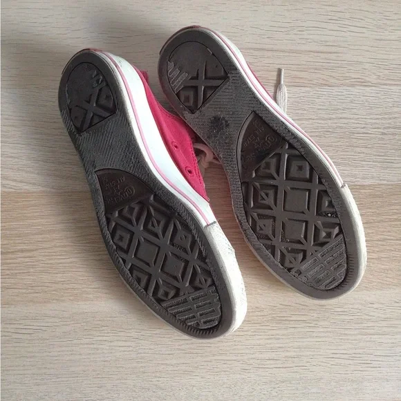 Converse Classic Sneakers - Picture 2 of 4